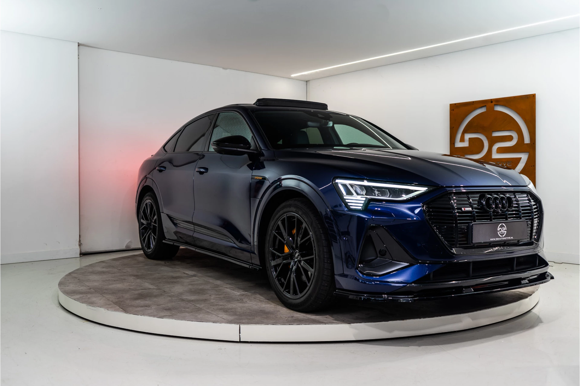Hoofdafbeelding Audi e-tron