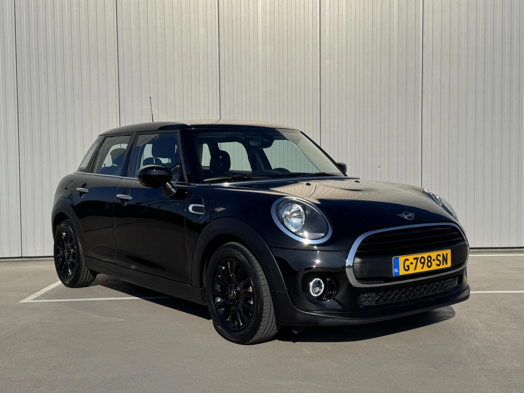 Hoofdafbeelding MINI One