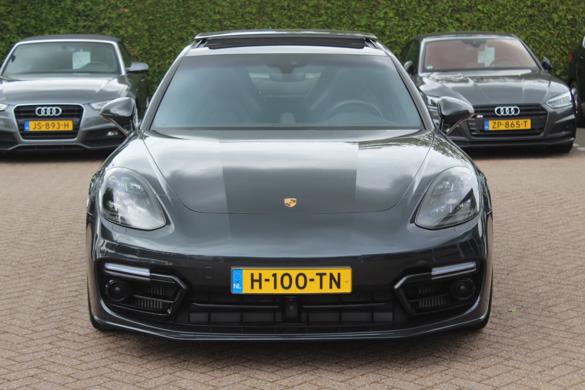 Hoofdafbeelding Porsche Panamera