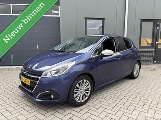 Peugeot 208 1.2 PureTech Allure | Navi | Pano | Lees tekst!
