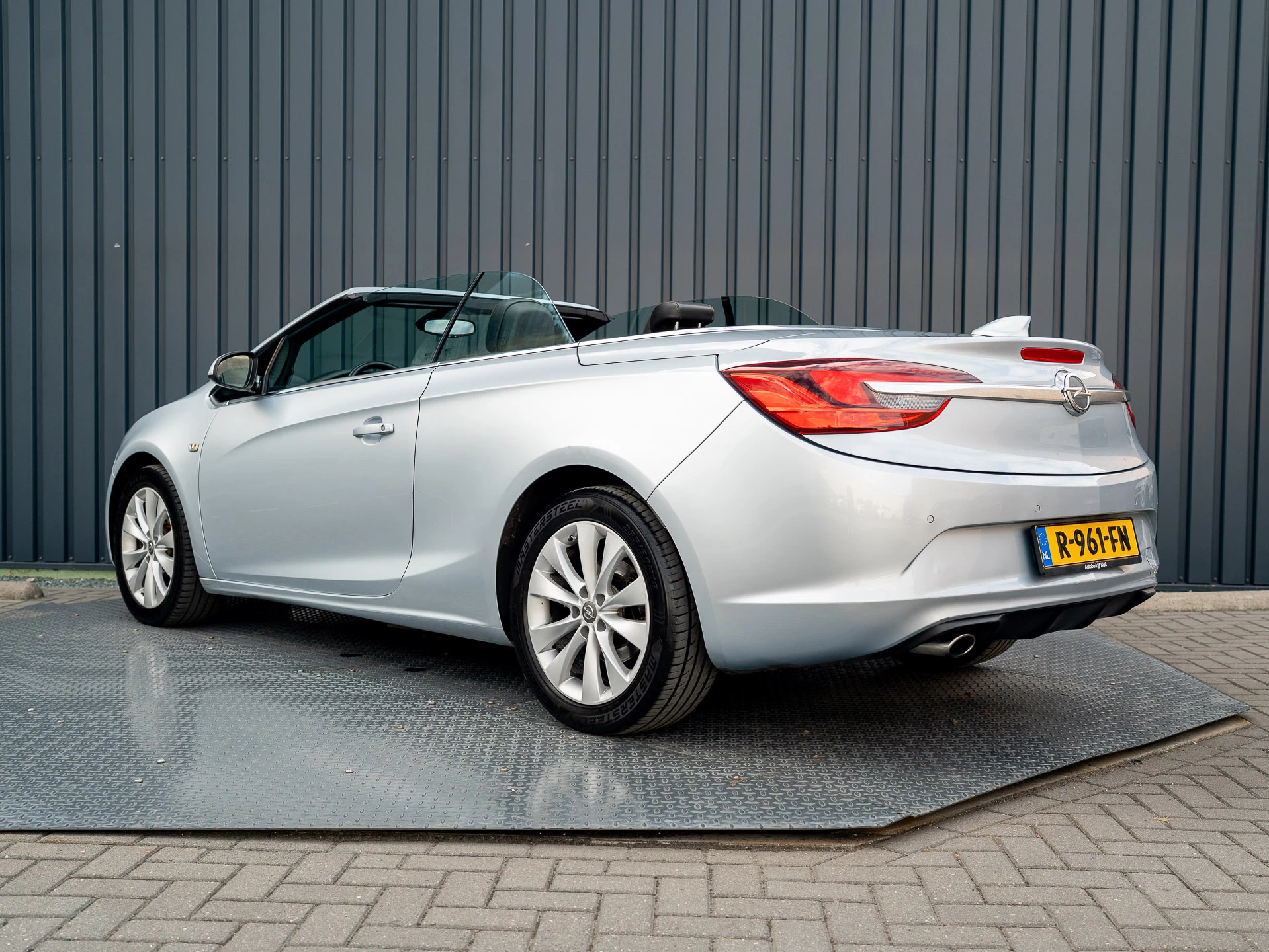Hoofdafbeelding Opel Cascada
