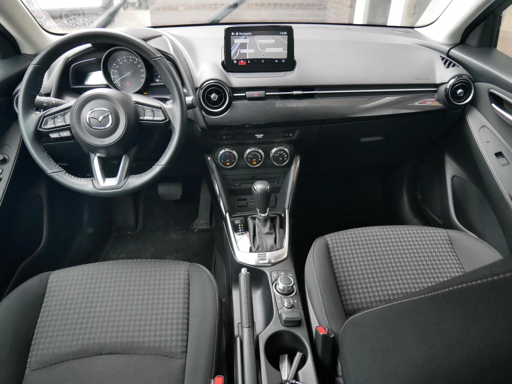 Hoofdafbeelding Mazda 2