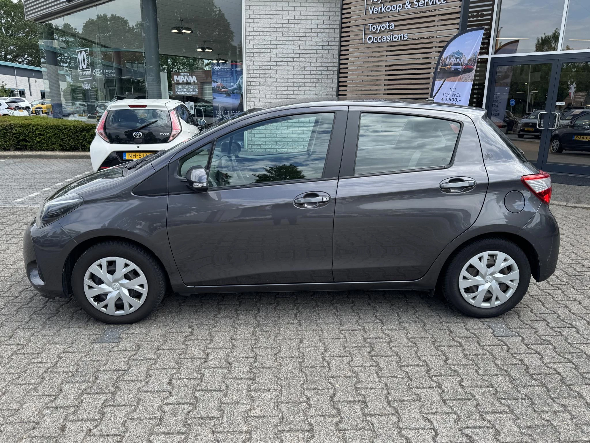 Hoofdafbeelding Toyota Yaris