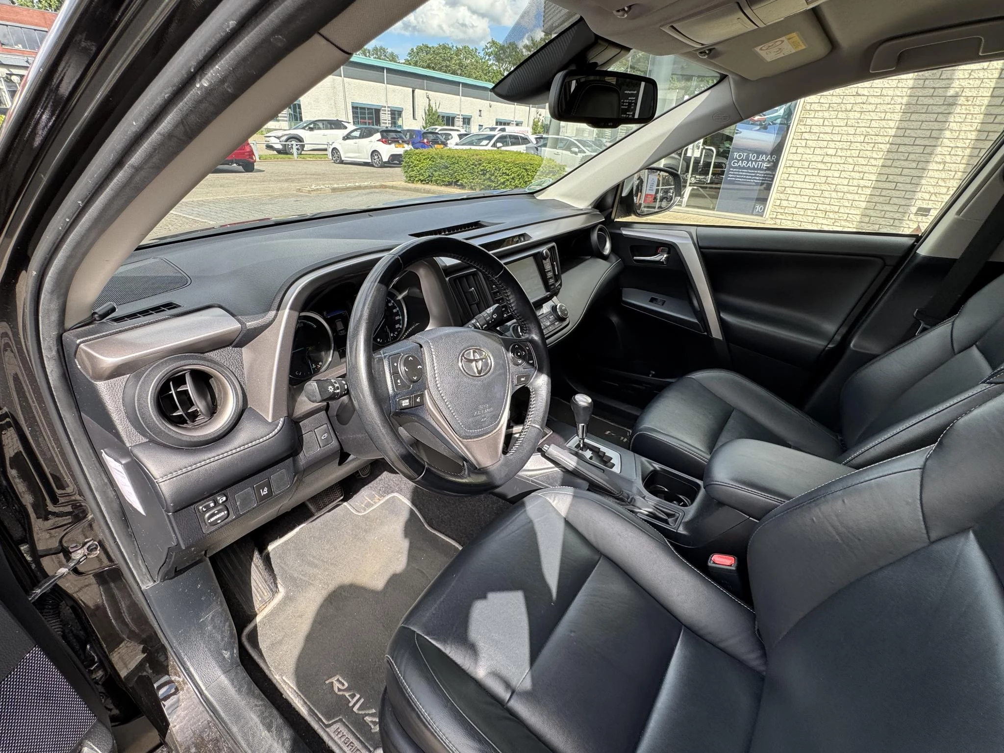 Hoofdafbeelding Toyota RAV4