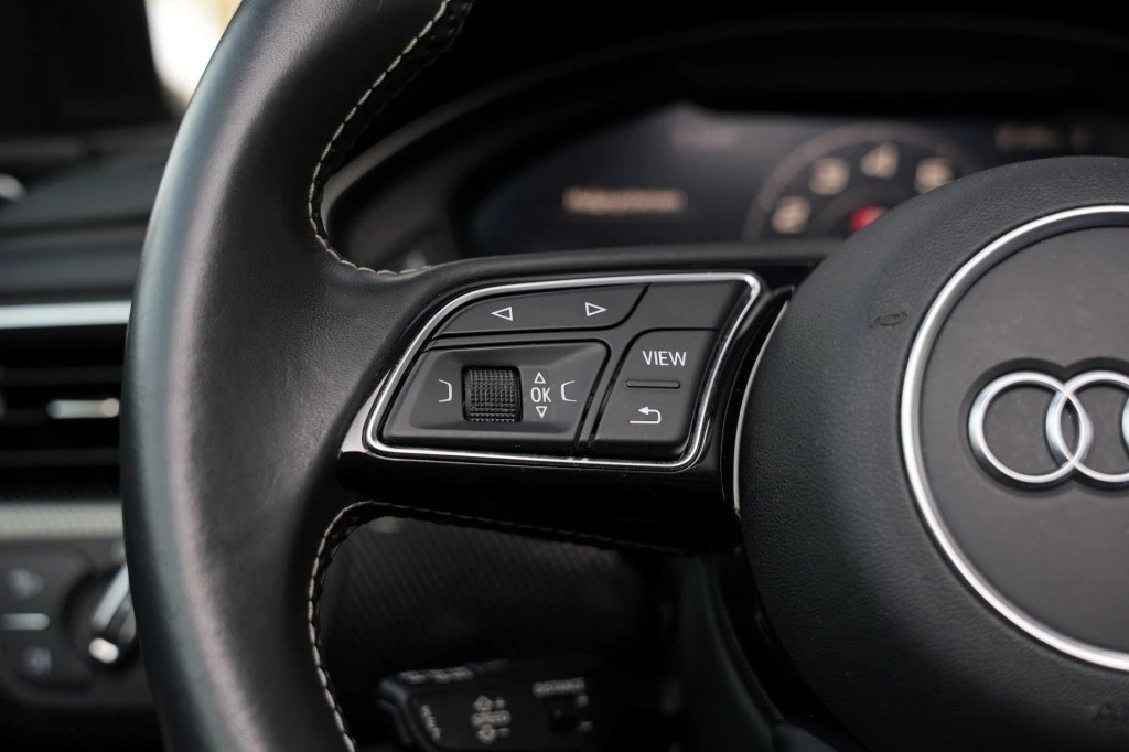 Hoofdafbeelding Audi S5