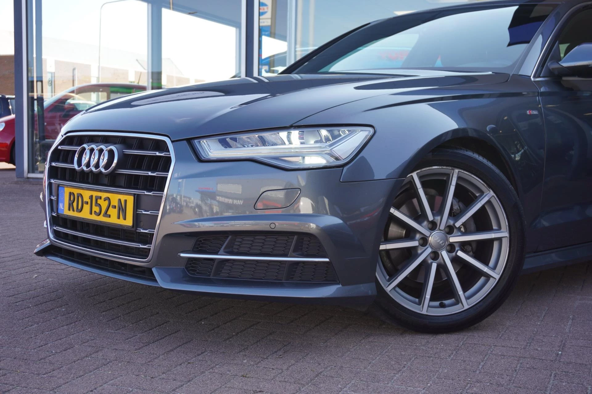 Hoofdafbeelding Audi A6