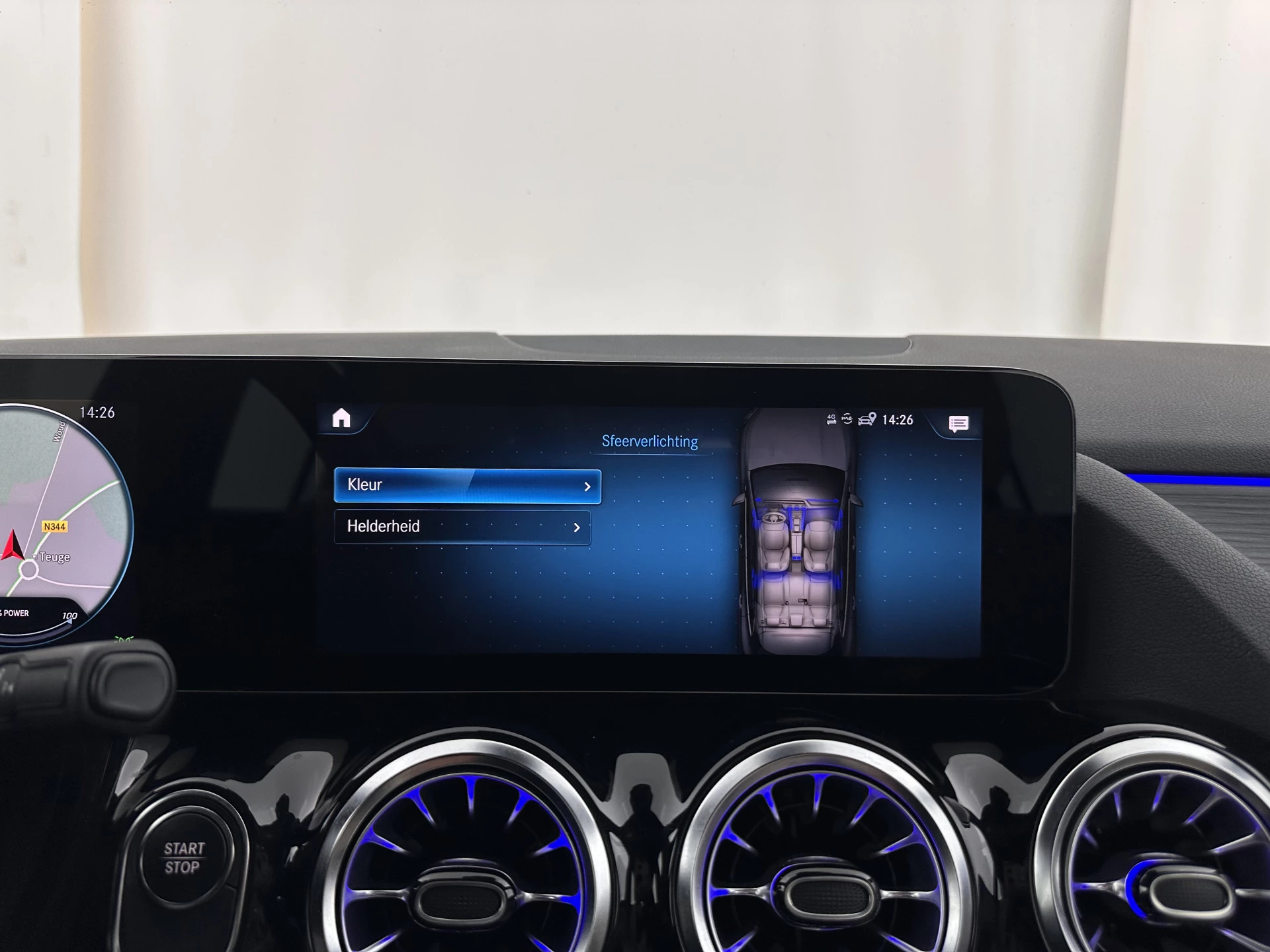 Hoofdafbeelding Mercedes-Benz EQA