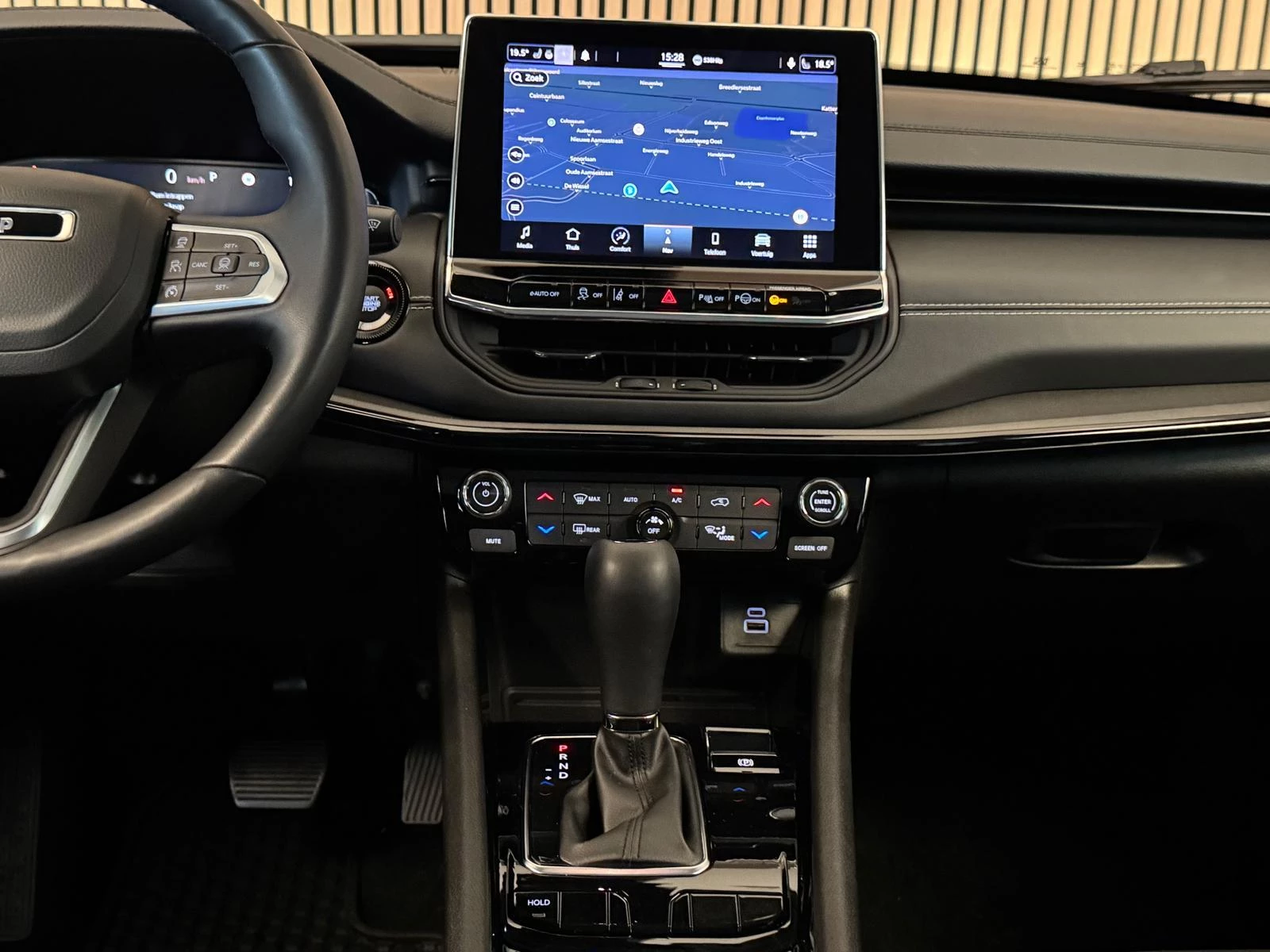 Hoofdafbeelding Jeep Compass