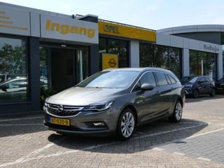 Hoofdafbeelding Opel Astra Opel Astra ST 1.0 Innovation | Camera | Stoelverw. | Trekhaak | ECC | 17" LMV