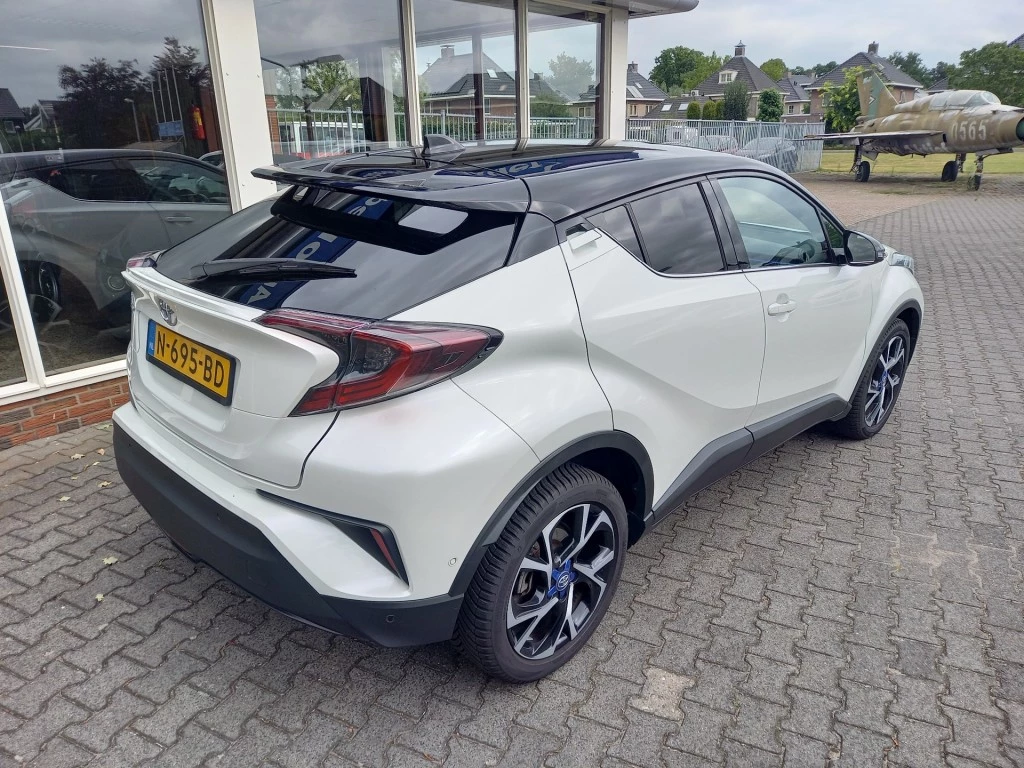 Hoofdafbeelding Toyota C-HR
