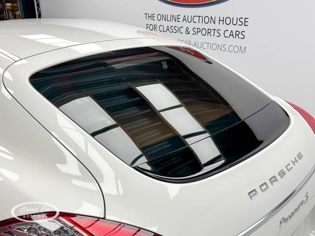 Hoofdafbeelding Porsche Panamera