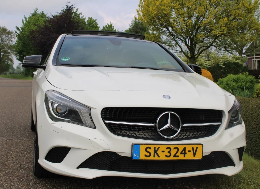 Hoofdafbeelding Mercedes-Benz CLA