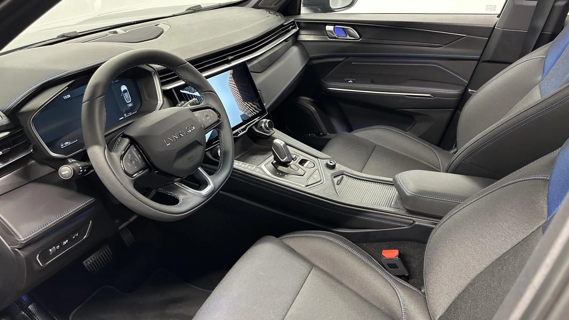 Hoofdafbeelding Lynk & Co 01