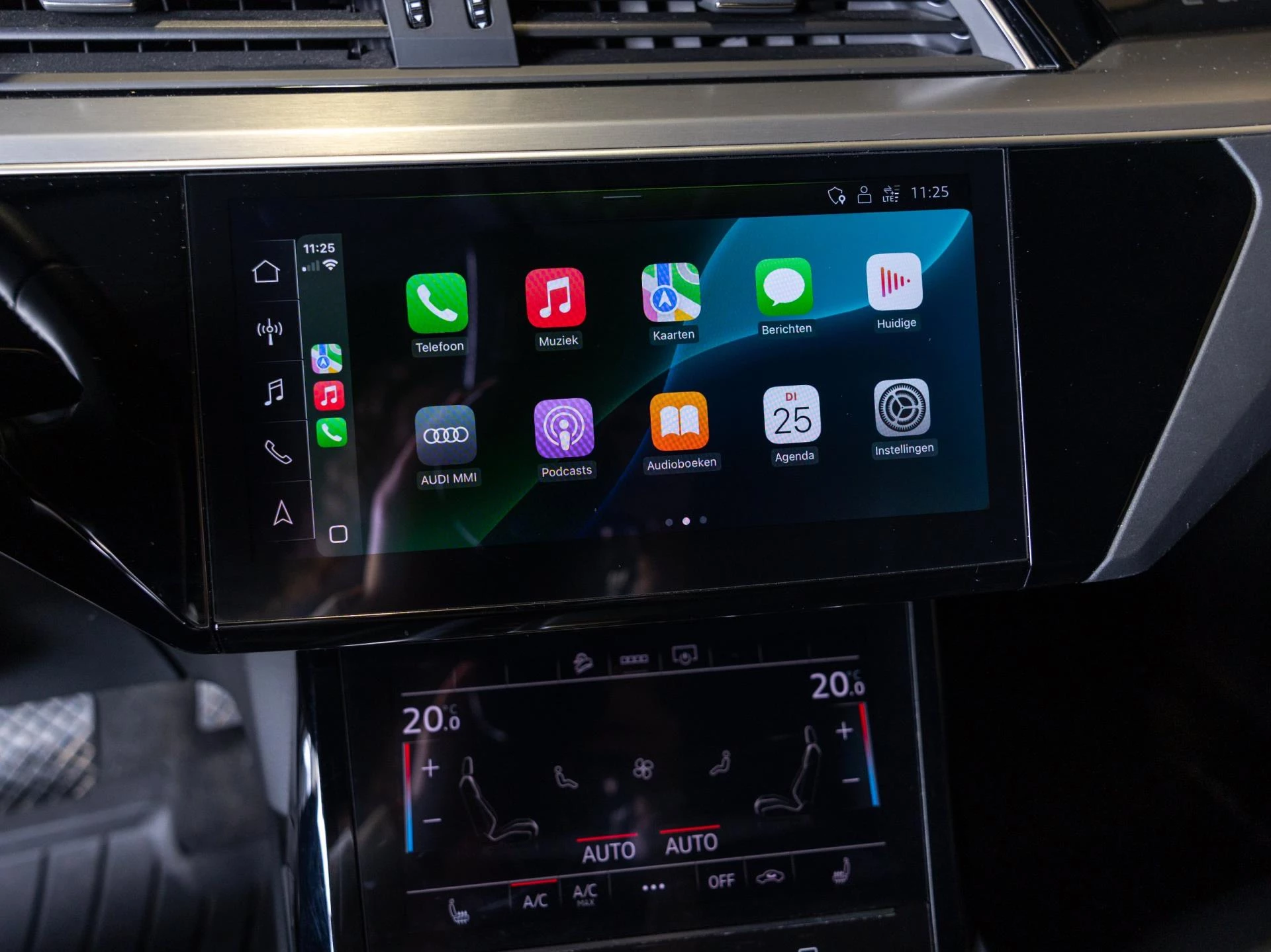 Hoofdafbeelding Audi e-tron