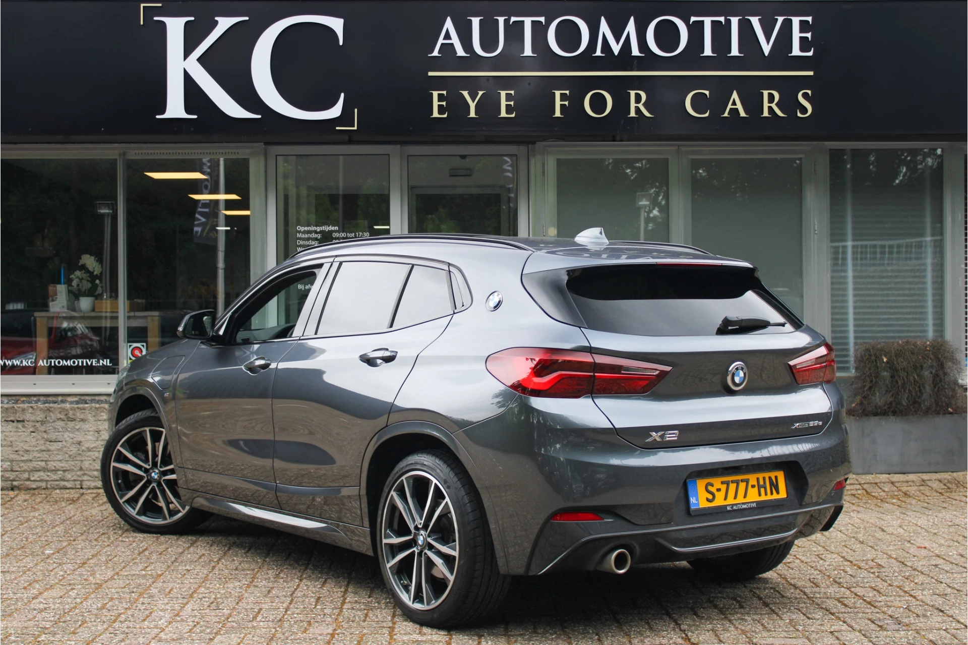 Hoofdafbeelding BMW X2