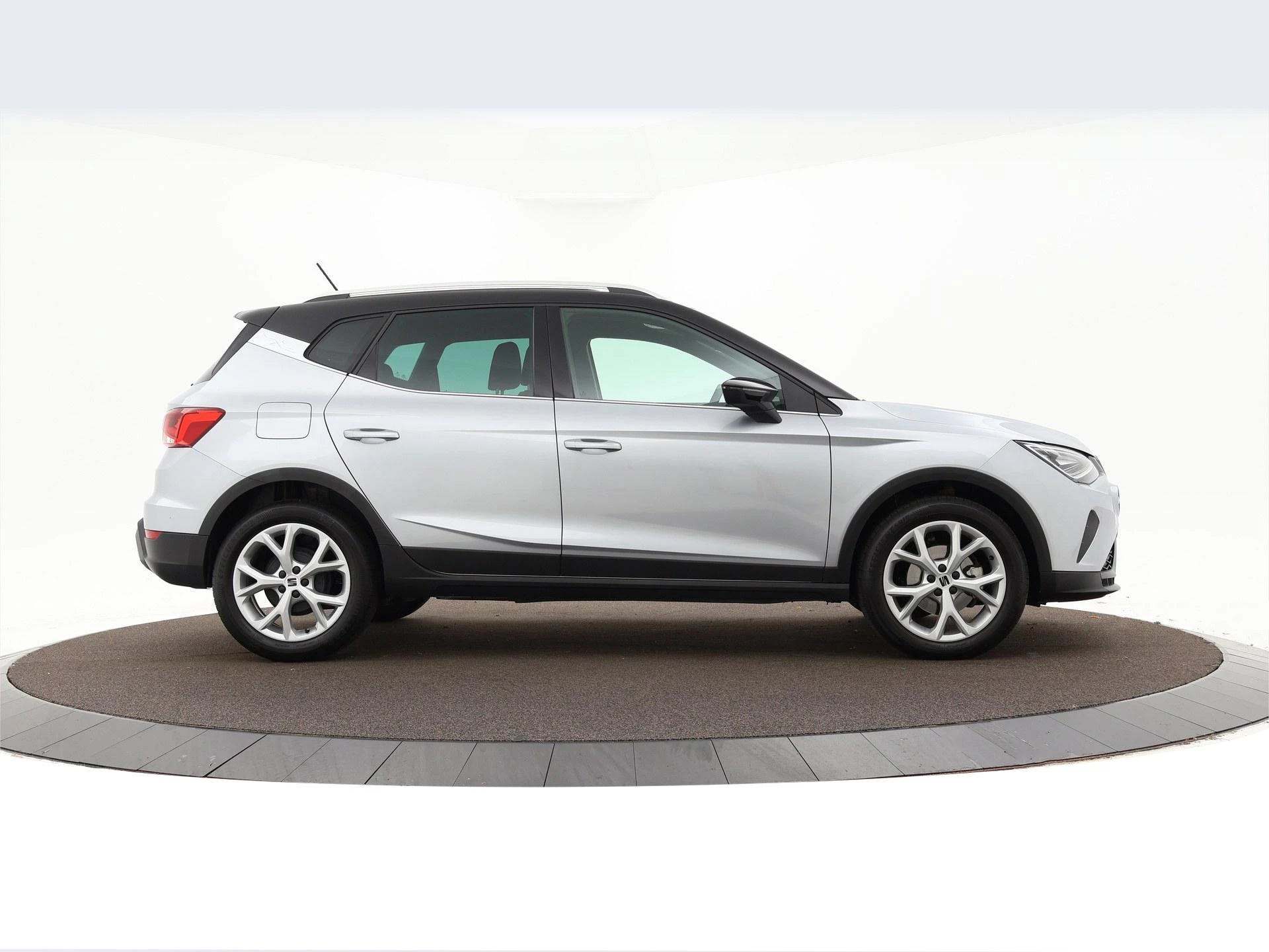 Hoofdafbeelding SEAT Arona