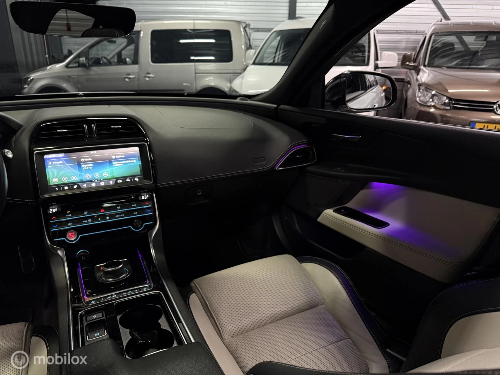 Hoofdafbeelding Jaguar XE