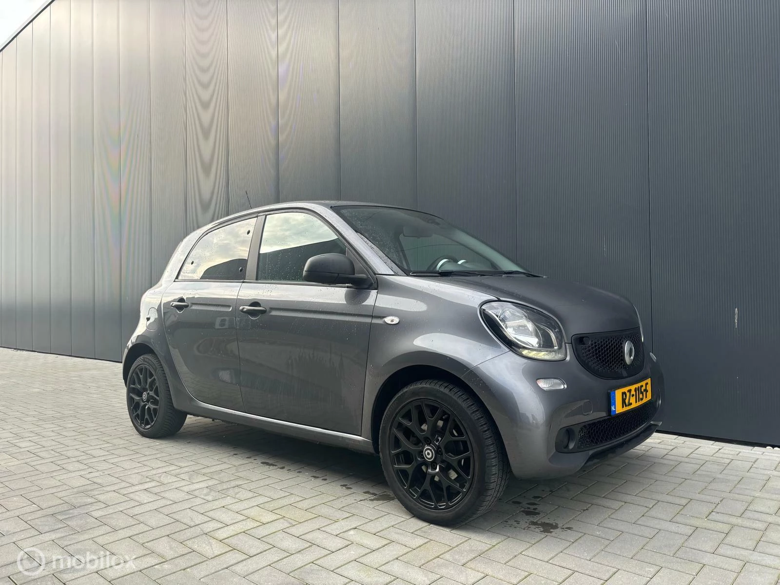 Hoofdafbeelding Smart Forfour