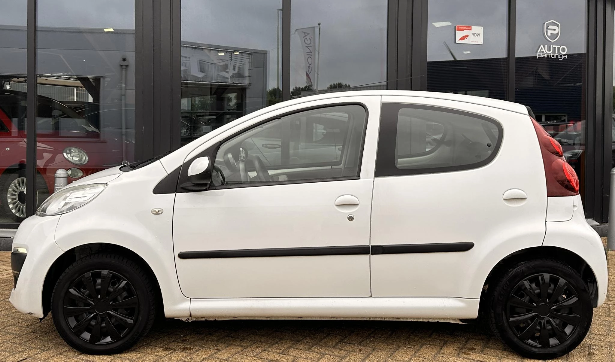 Hoofdafbeelding Peugeot 107