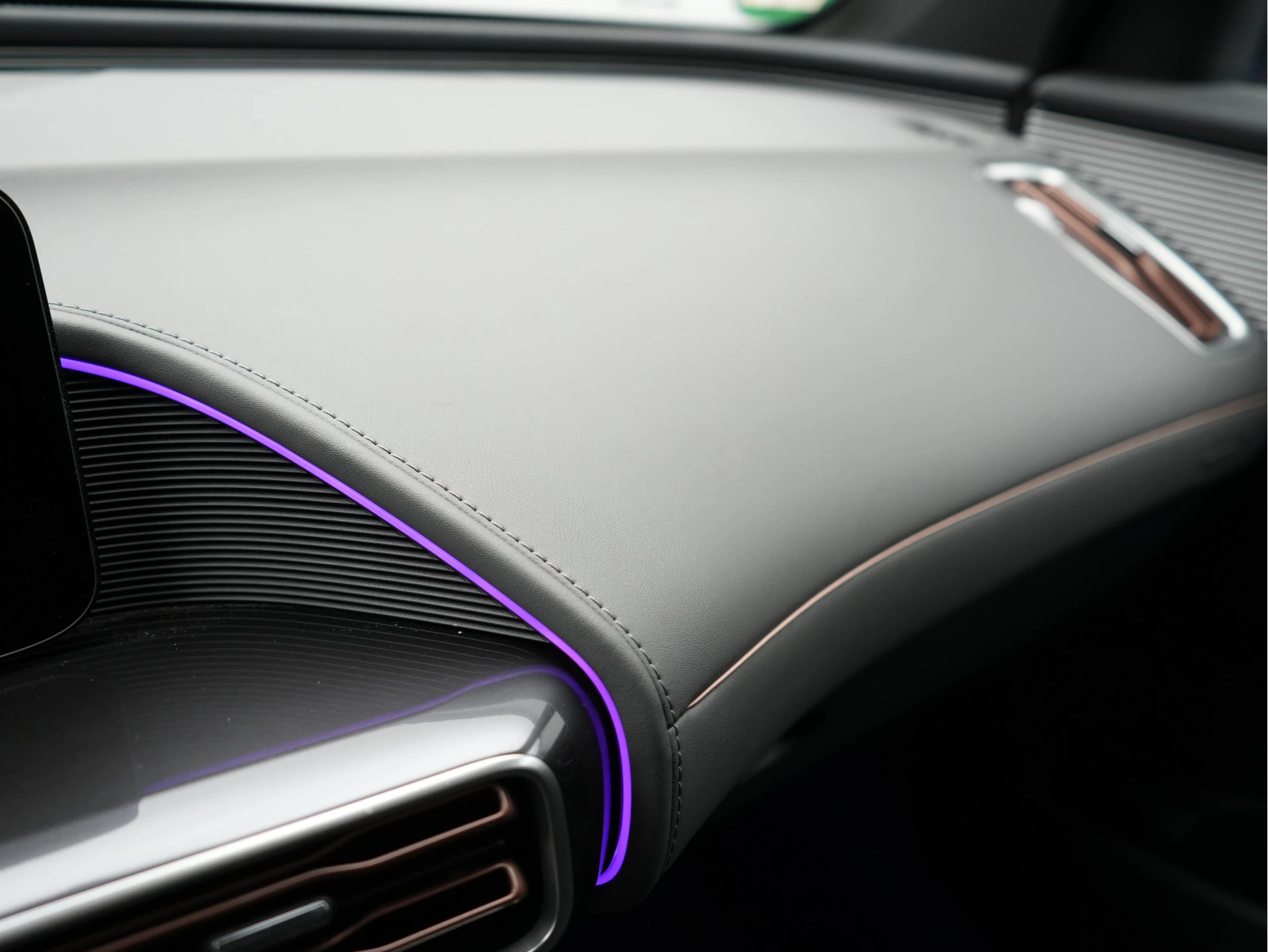 Hoofdafbeelding Mercedes-Benz EQC