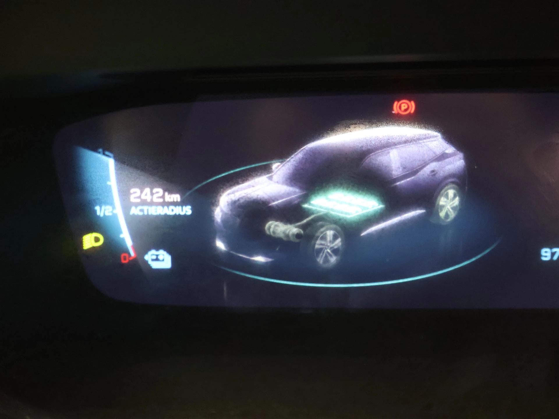 Hoofdafbeelding Peugeot e-2008