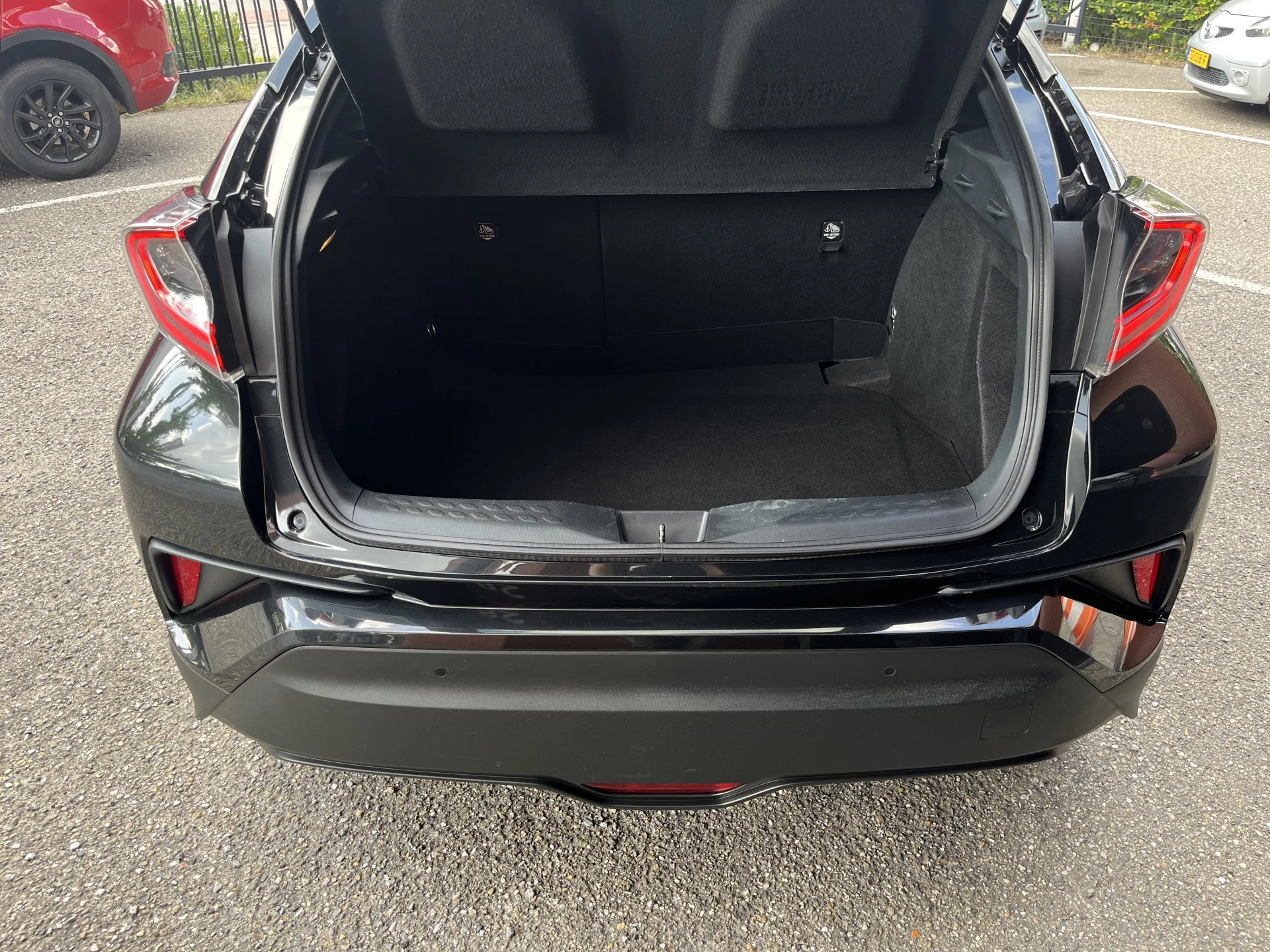 Hoofdafbeelding Toyota C-HR