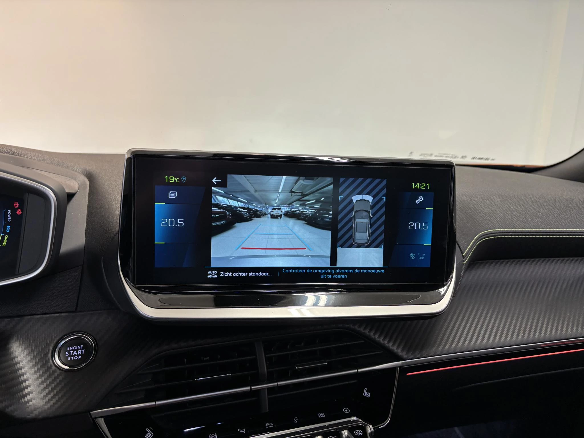 Hoofdafbeelding Peugeot e-2008