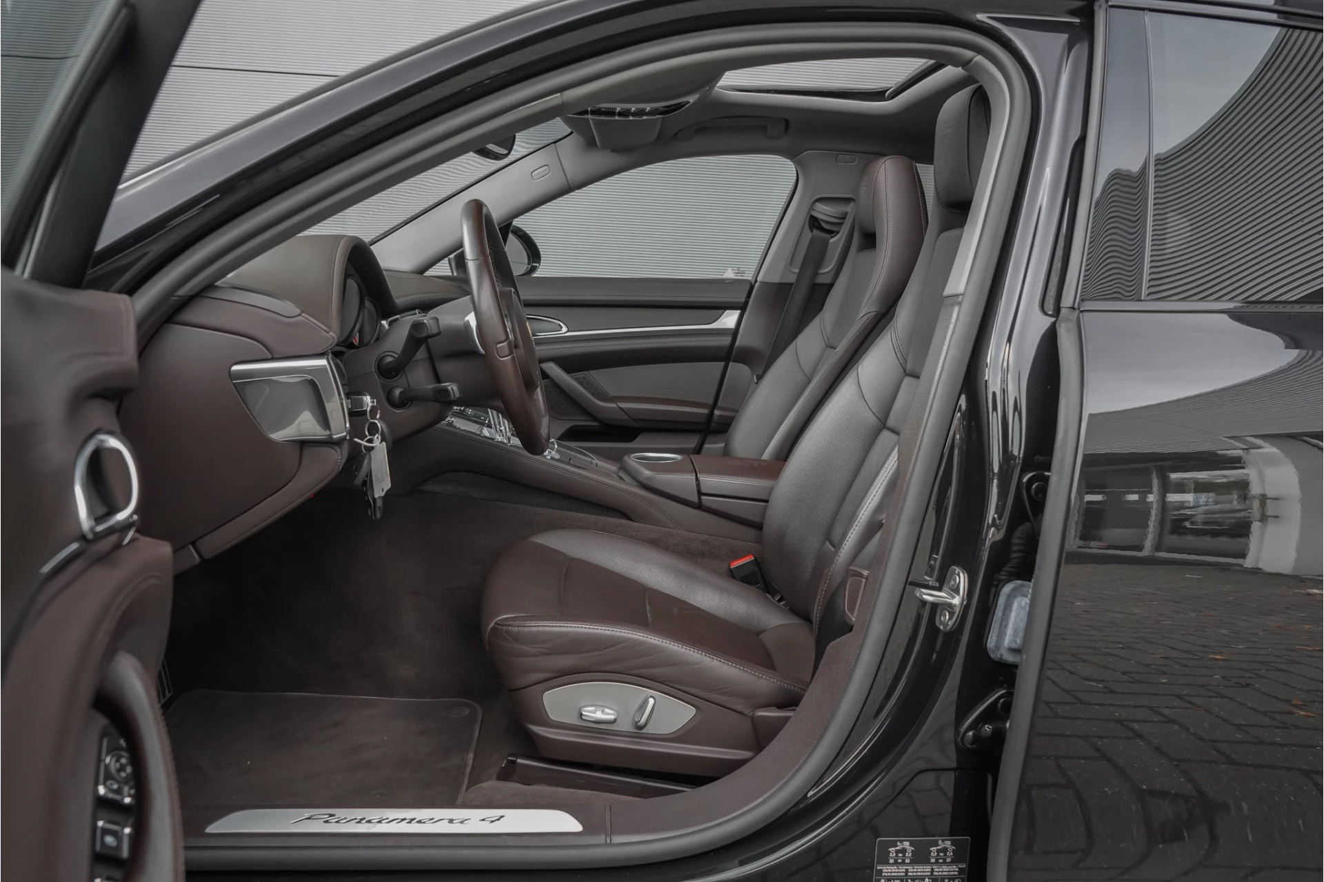 Hoofdafbeelding Porsche Panamera