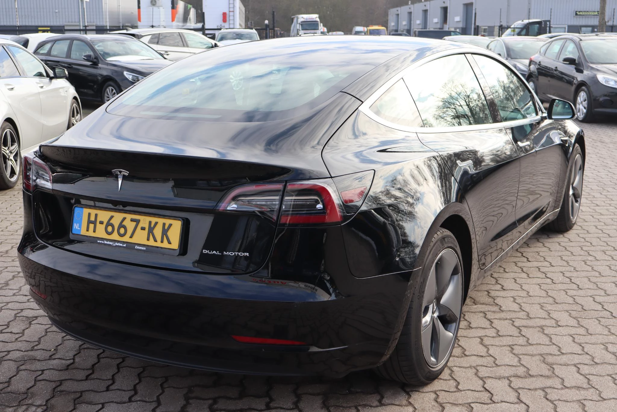 Hoofdafbeelding Tesla Model 3