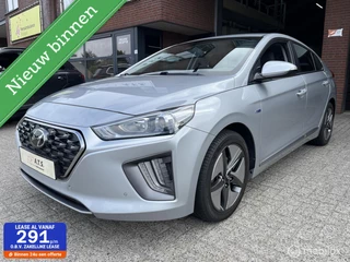 Hoofdafbeelding Hyundai IONIQ Hyundai IONIQ 1.6 GDi Comfort - Plus CAMERA*ACC*CARPLAY*