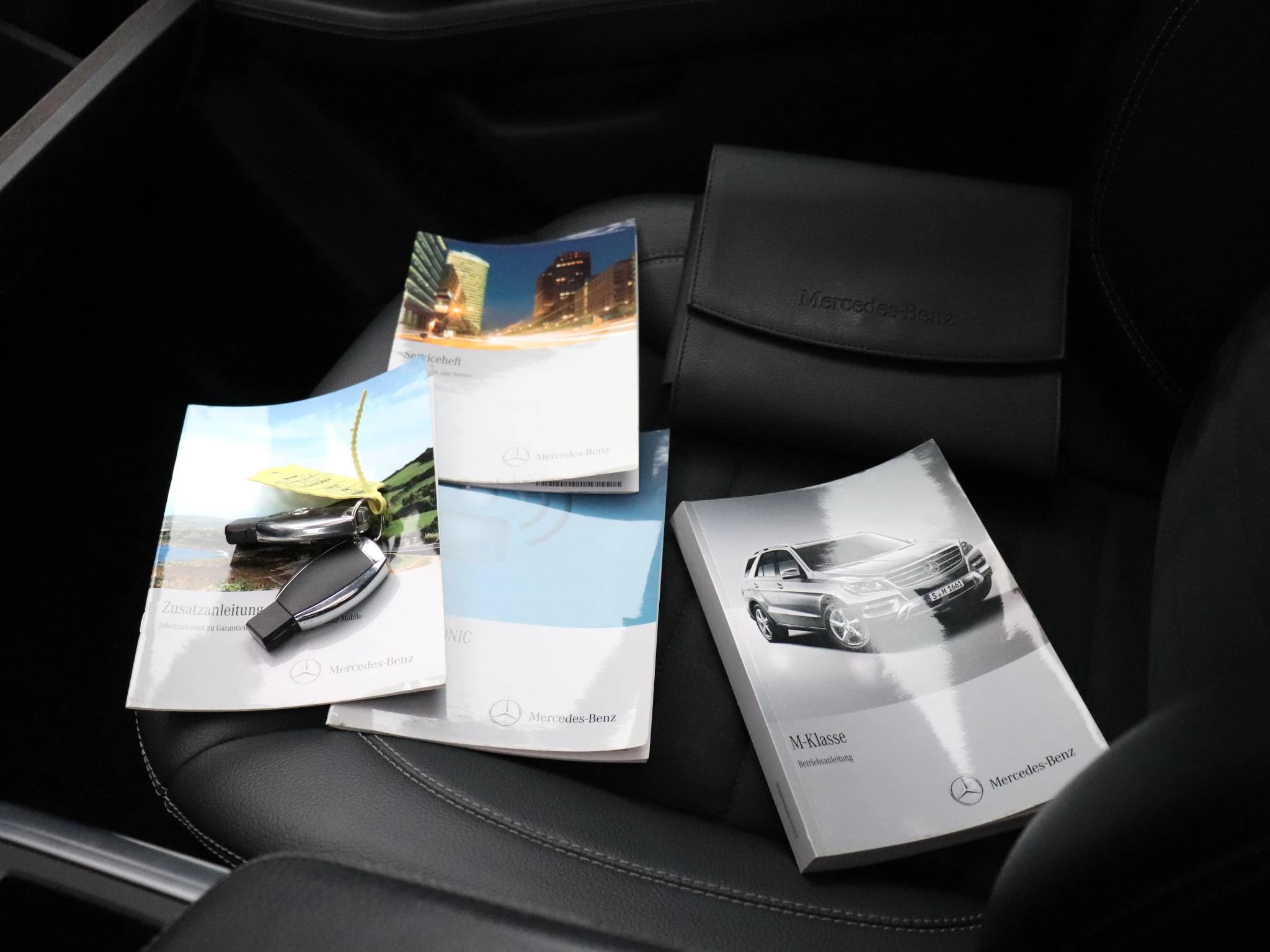 Hoofdafbeelding Mercedes-Benz M-Klasse