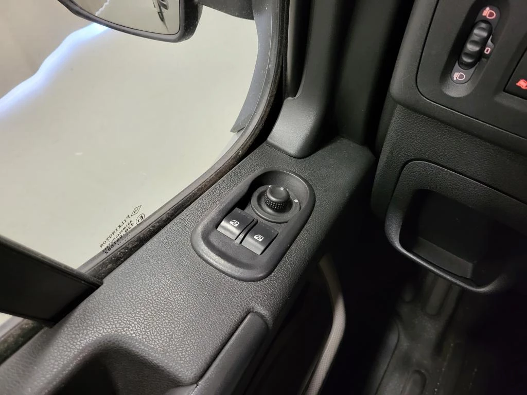Hoofdafbeelding Opel Movano