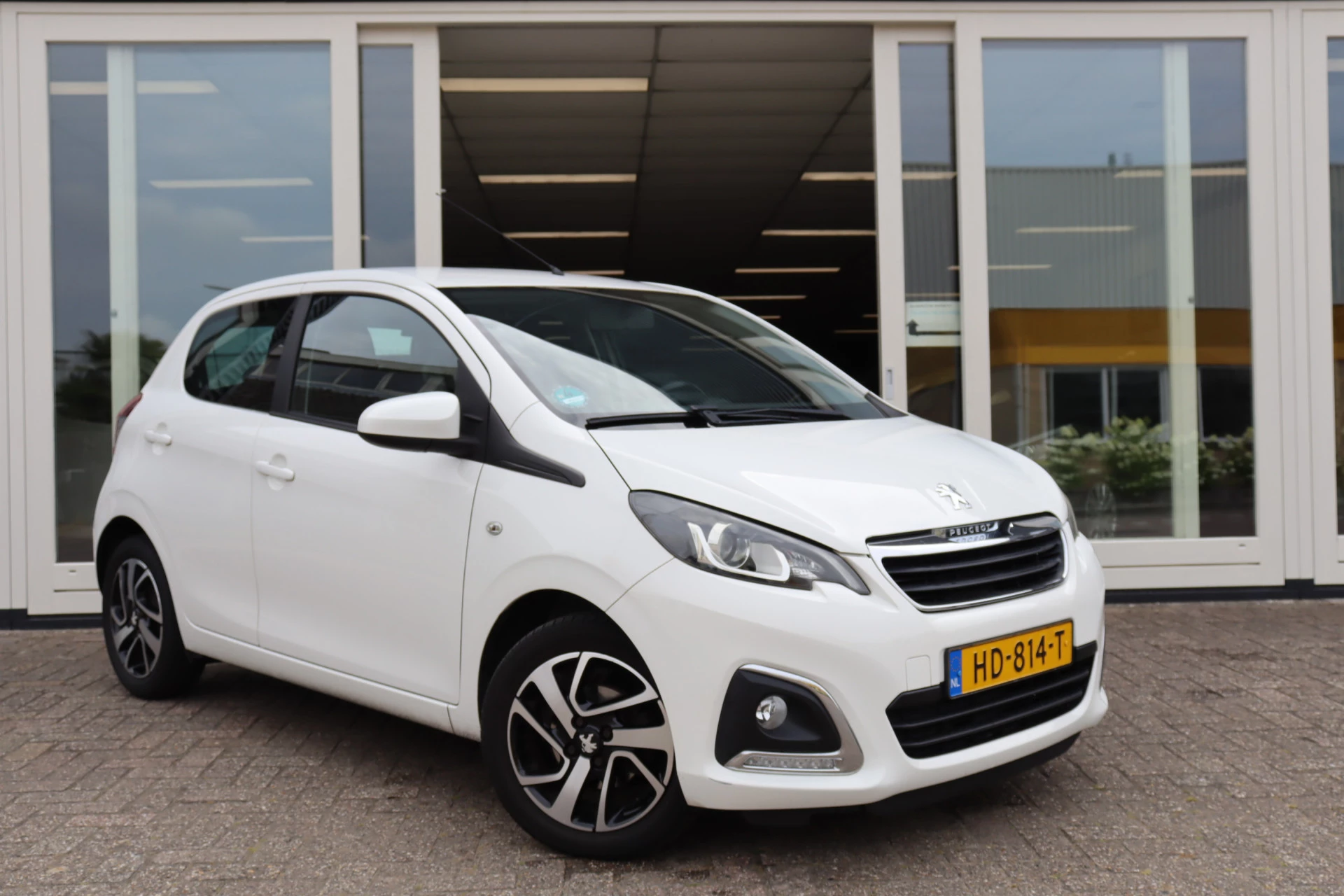 Hoofdafbeelding Peugeot 108