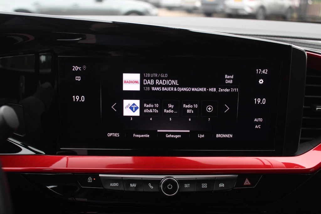 Hoofdafbeelding Opel Mokka-e