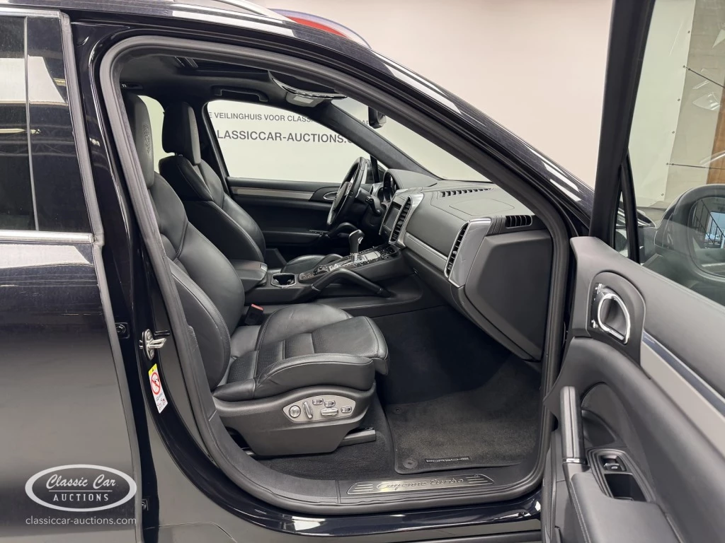 Hoofdafbeelding Porsche Cayenne