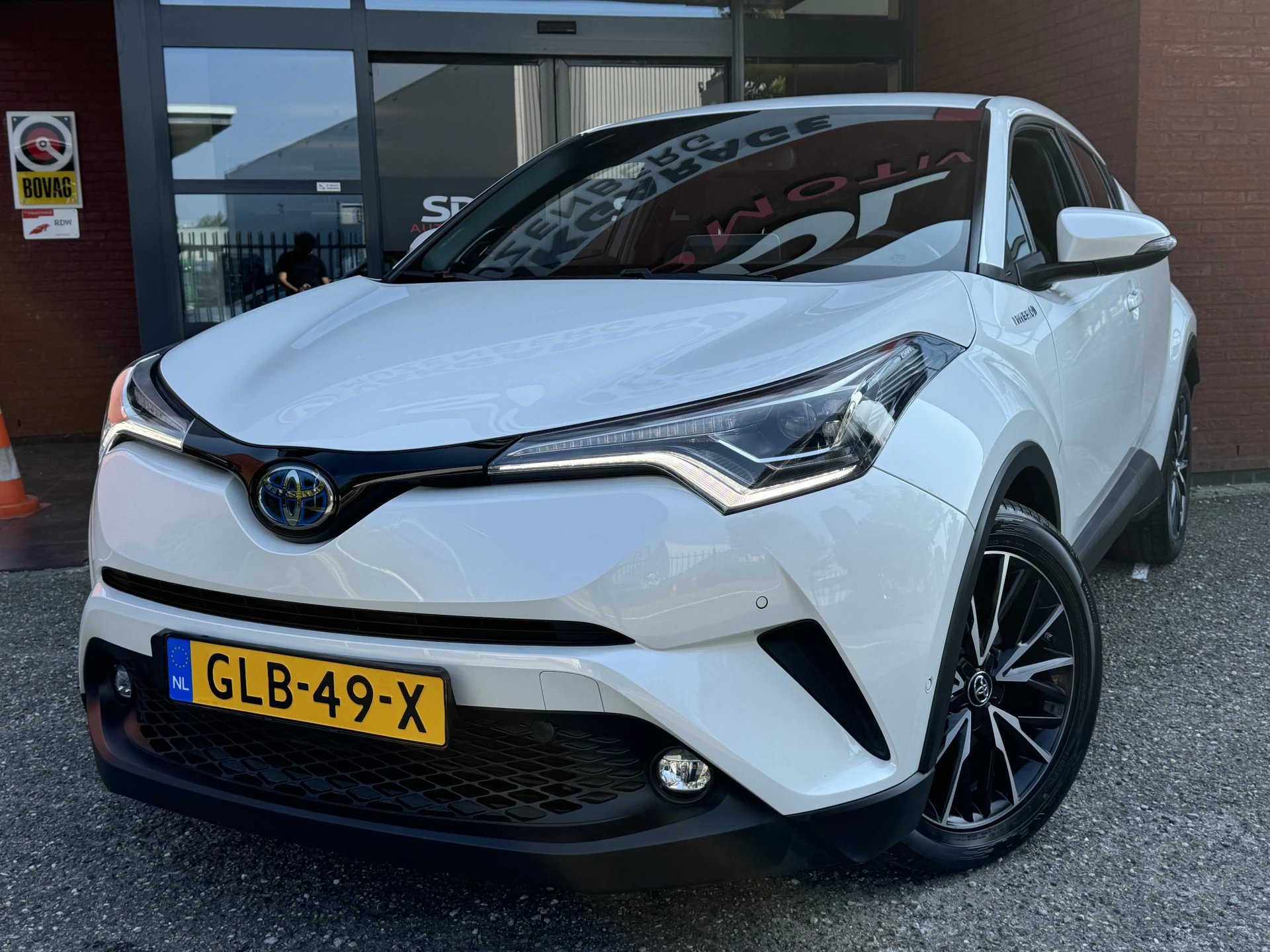 Hoofdafbeelding Toyota C-HR