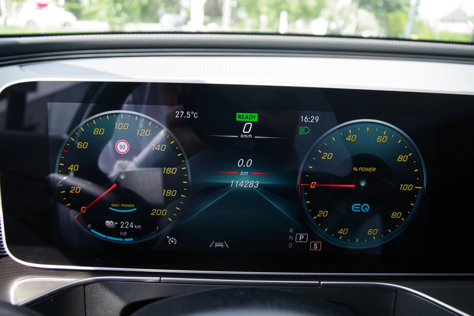 Hoofdafbeelding Mercedes-Benz EQC
