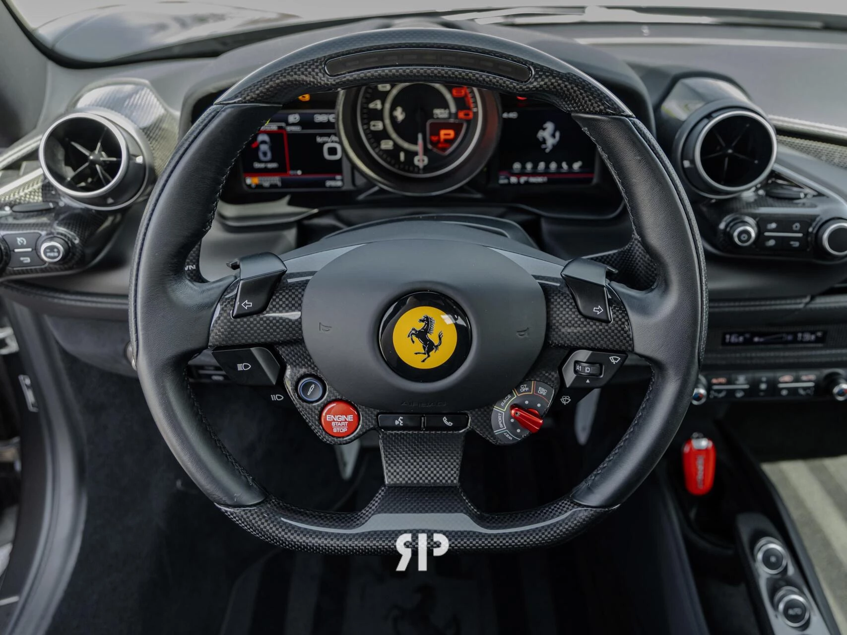 Hoofdafbeelding Ferrari F8 Tributo