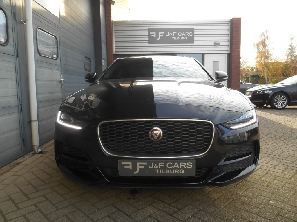 Hoofdafbeelding Jaguar XE
