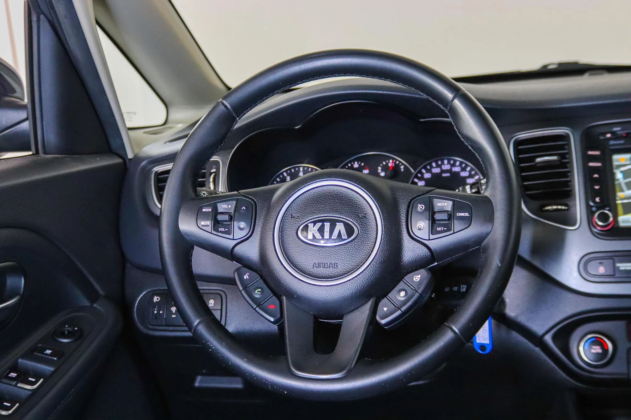 Hoofdafbeelding Kia Carens