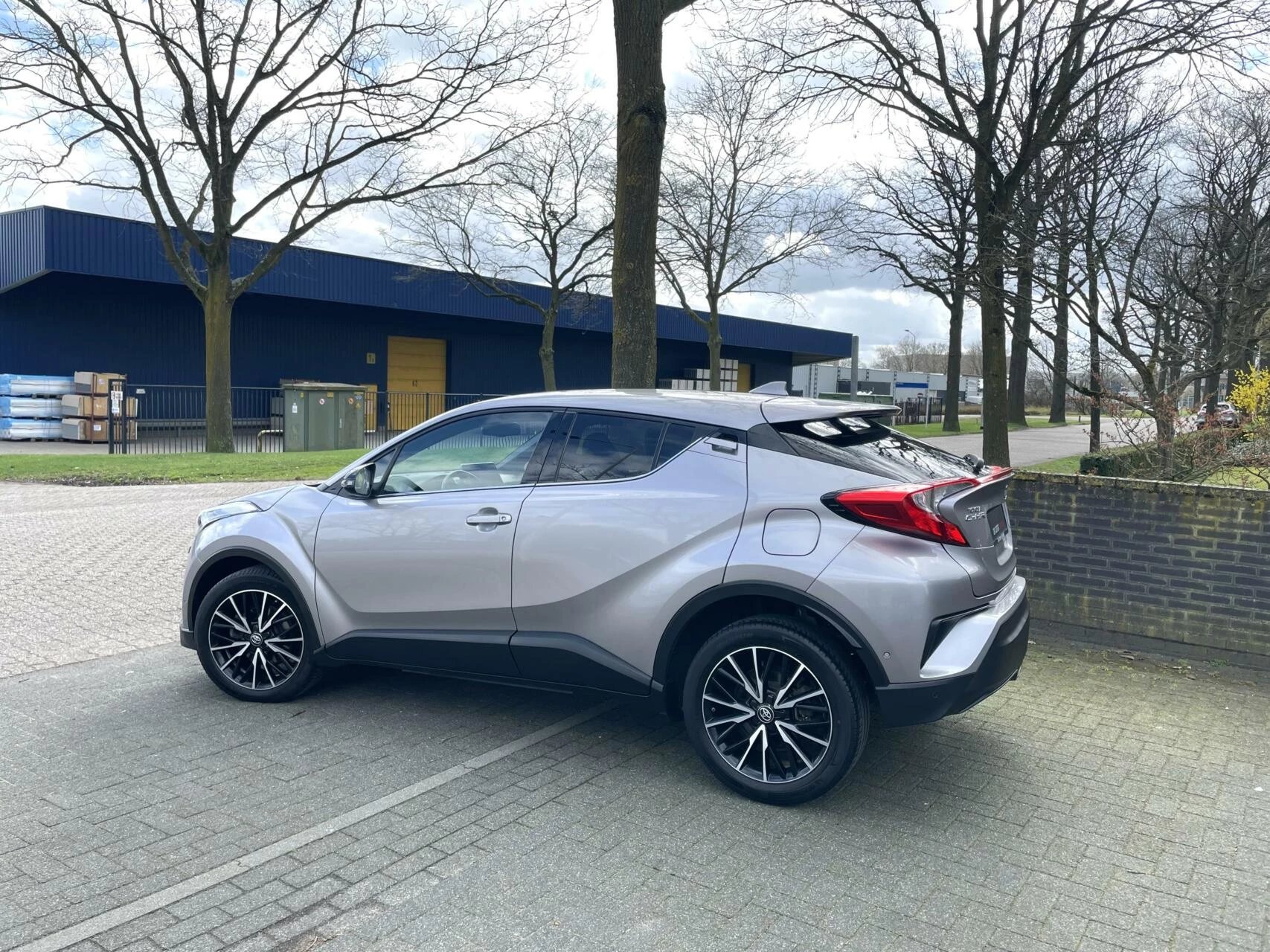 Hoofdafbeelding Toyota C-HR