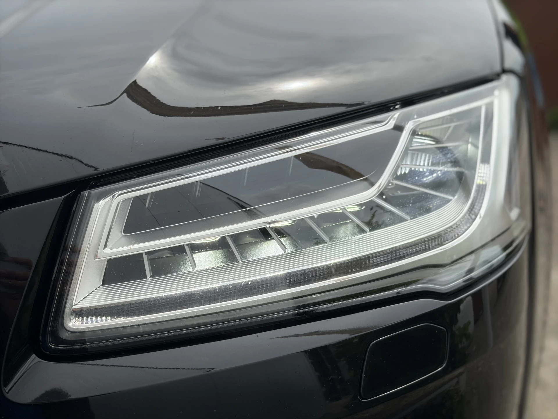 Hoofdafbeelding Audi A8