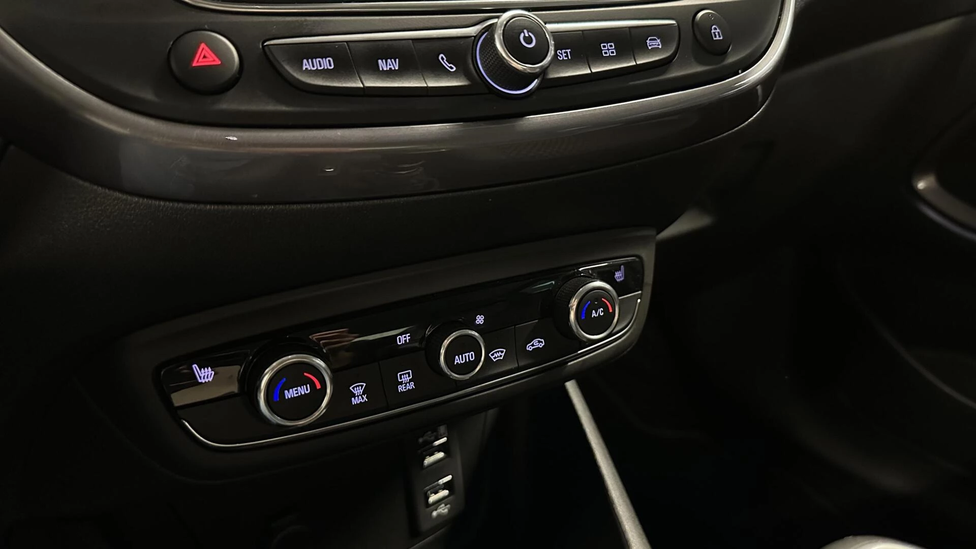 Hoofdafbeelding Opel Crossland X
