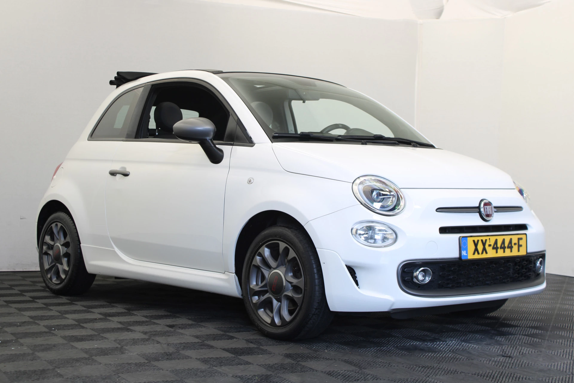 Hoofdafbeelding Fiat 500C