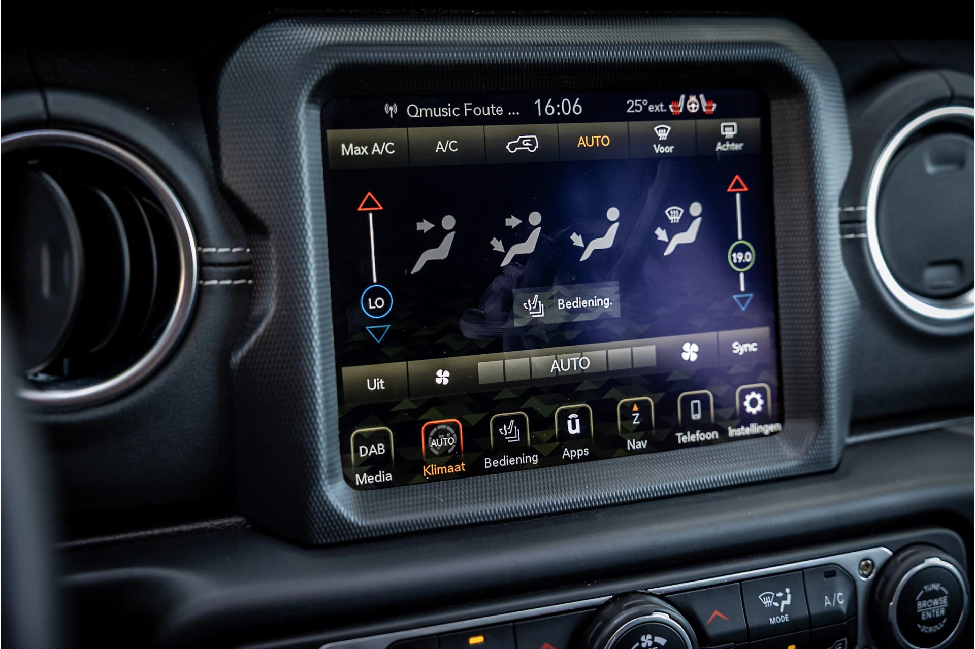 Hoofdafbeelding Jeep Wrangler