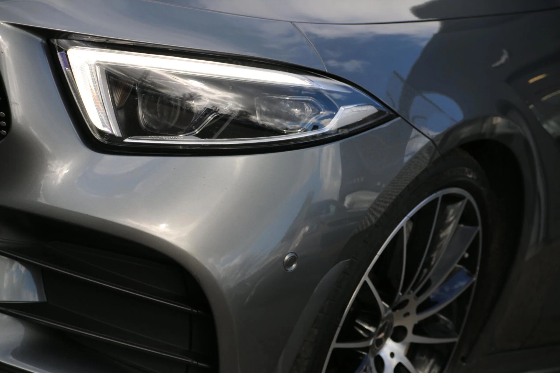 Hoofdafbeelding Mercedes-Benz CLS