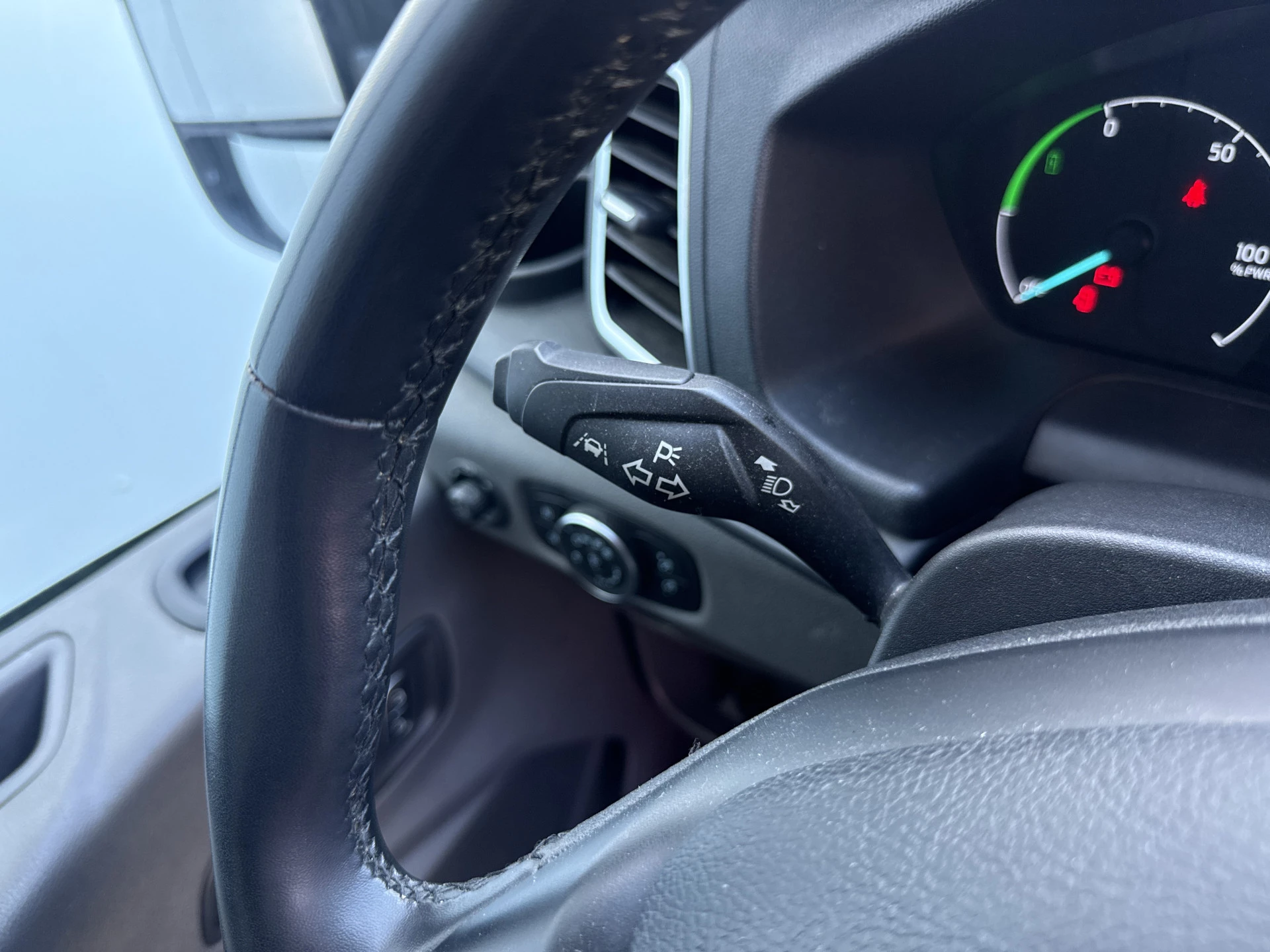 Hoofdafbeelding Ford E-Transit