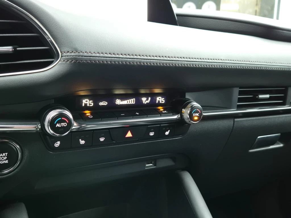 Hoofdafbeelding Mazda 3