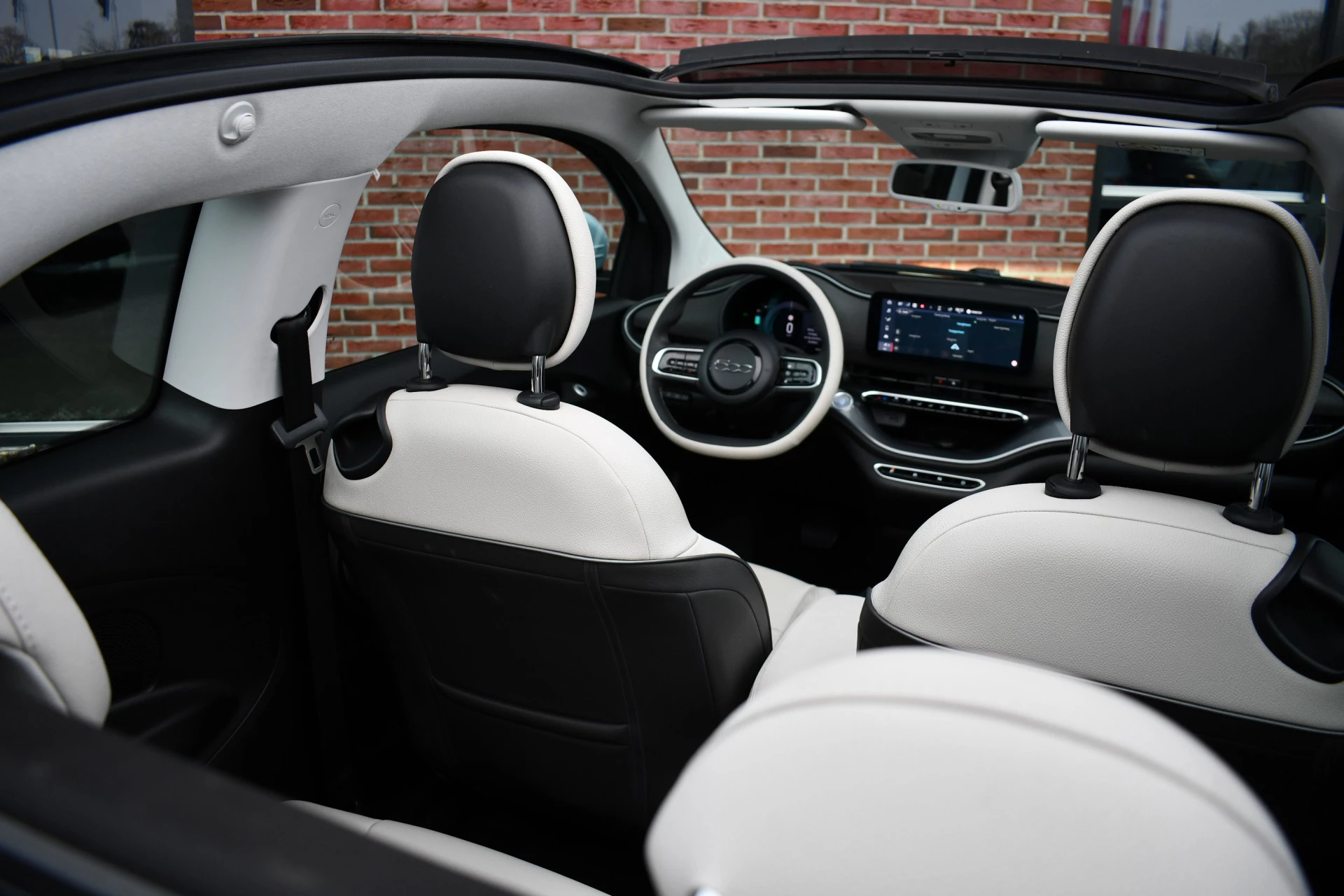 Hoofdafbeelding Fiat 500C