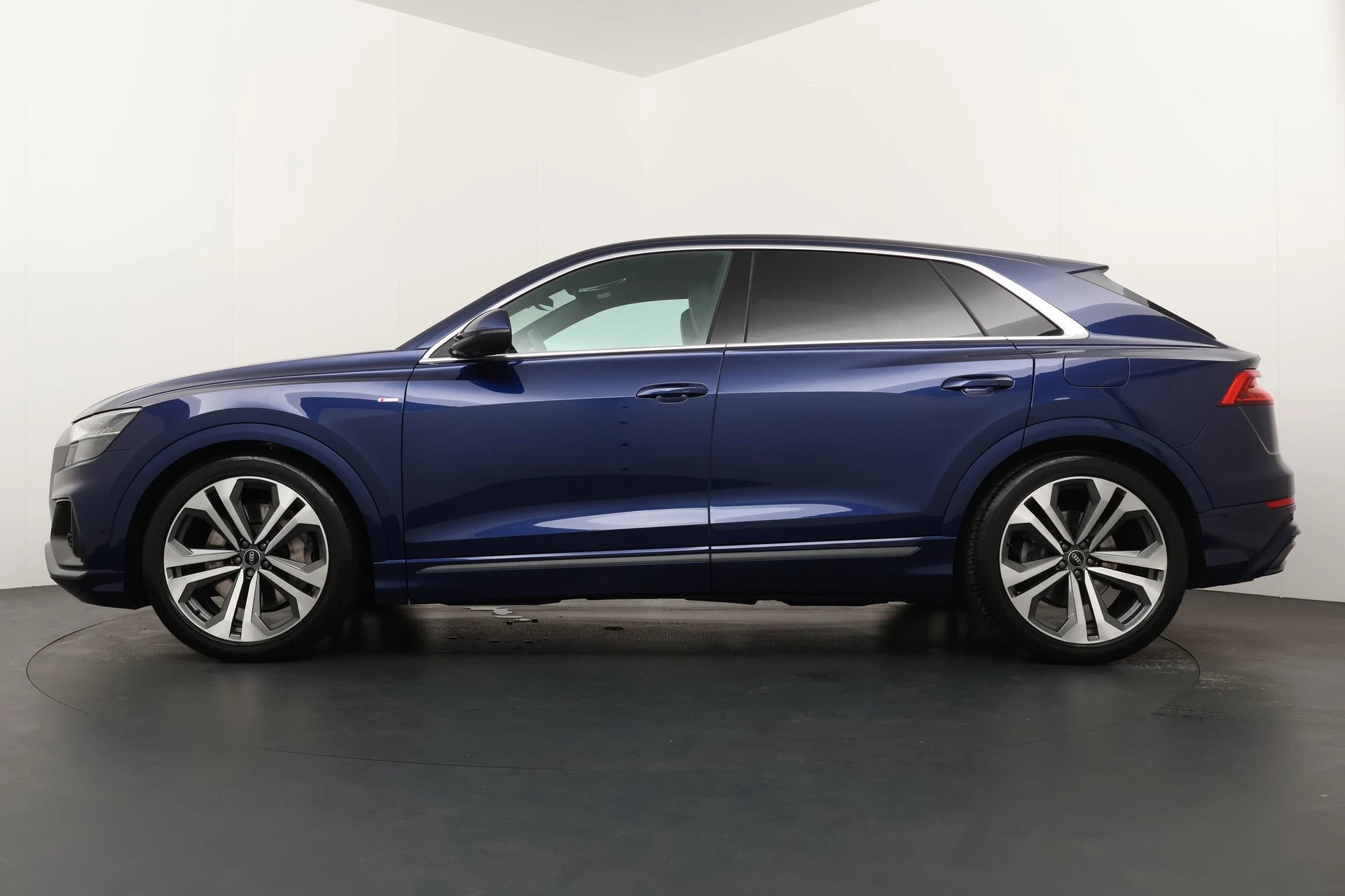 Hoofdafbeelding Audi Q8